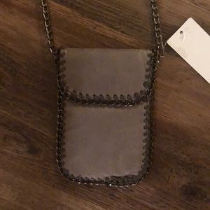 NWT VEGAN cell phone cross body purse.